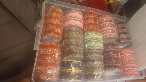 Bangles color